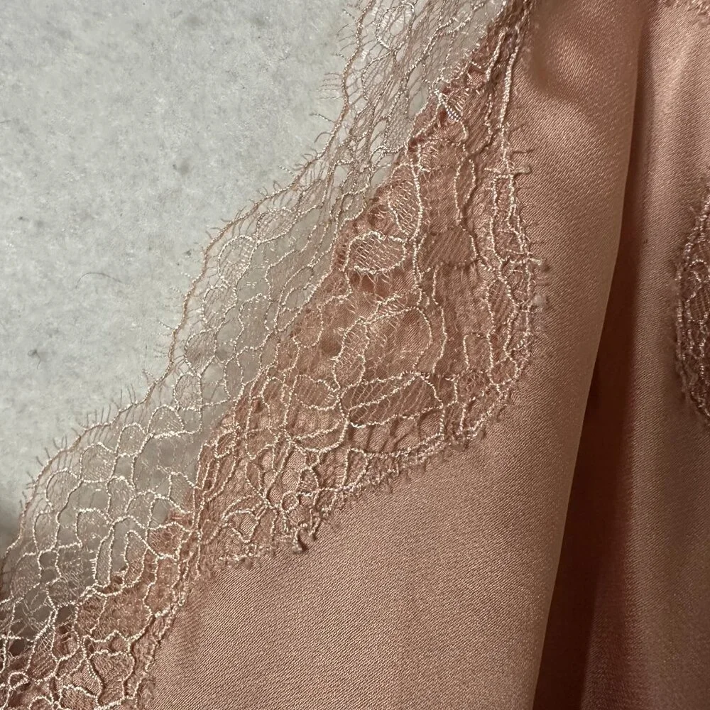 Victoria's Secret ‎ Y2K Satin Lace Trim Slip Dress Womens M pink tan lingerie